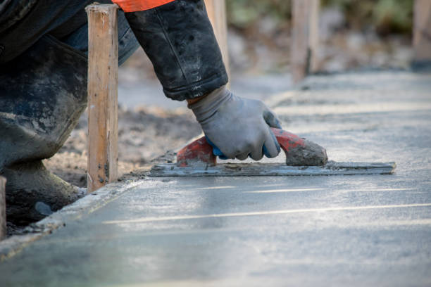 Best Concrete Sidewalk Installation in Little Canada, MN